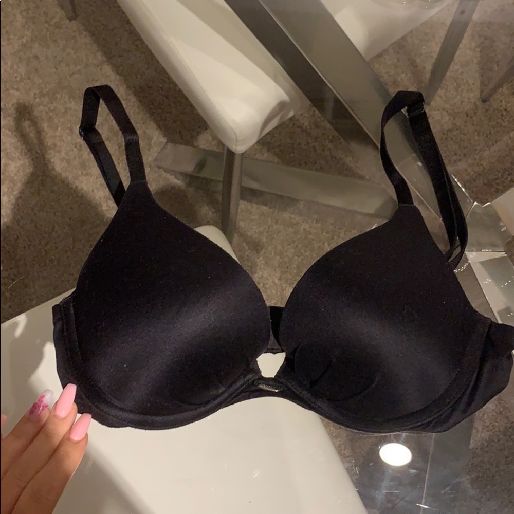 Victoria Secret Bra 32c